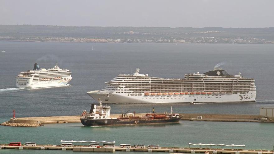 Cruceros en el Puerto de Palma.