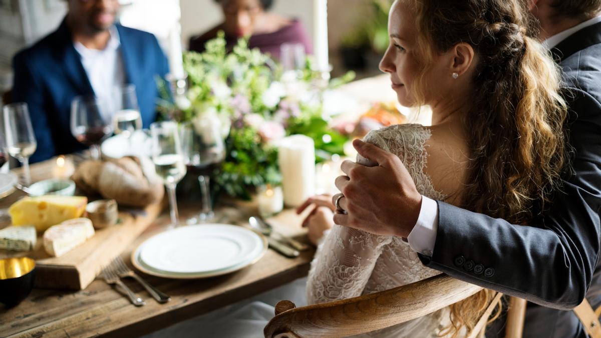 Cuánto dinero tengo que dar como regalo si me invitan a una boda en Asturias: esto es lo que dicen los expertos