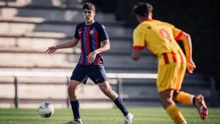 El brutal dato con balón que confirma a Pau Cubarsí como el mejor defensa  de LaLiga