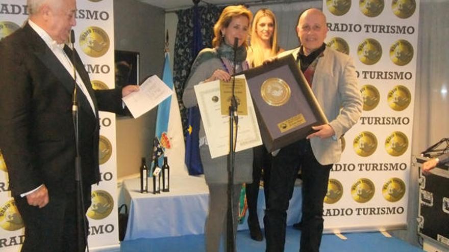 Radio Turismo entregó premios a la destacada labor de restaurantes gallegos  - La Opinión de A Coruña