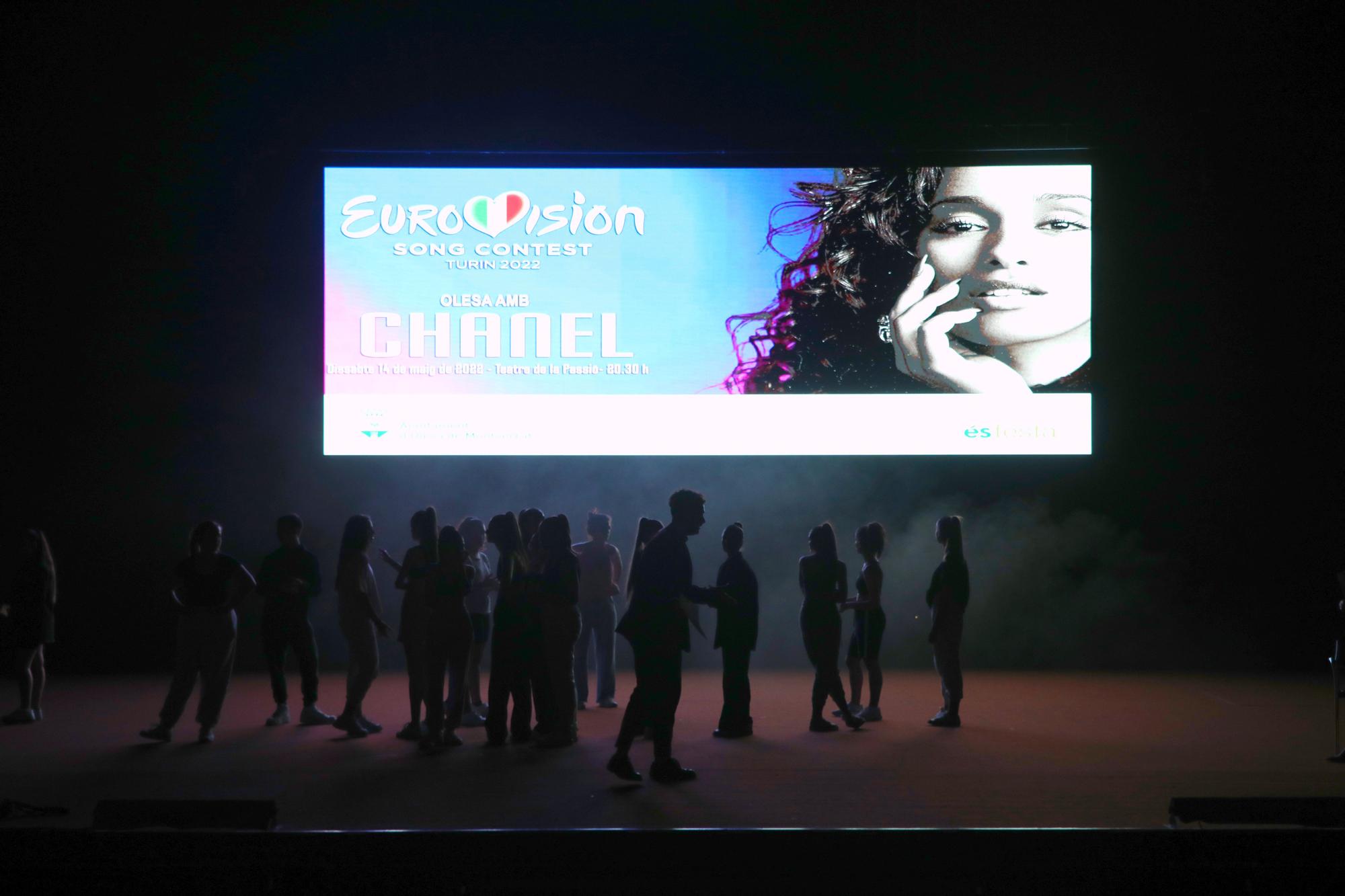 Eufòria a Olesa després de conèixer la tercera posició de Chanel Terrero a Eurovisió
