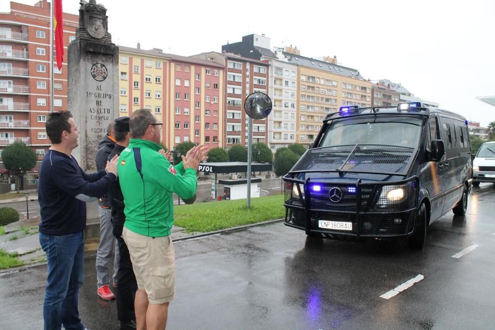 La llegada de los policías de Oviedo en Cataluña