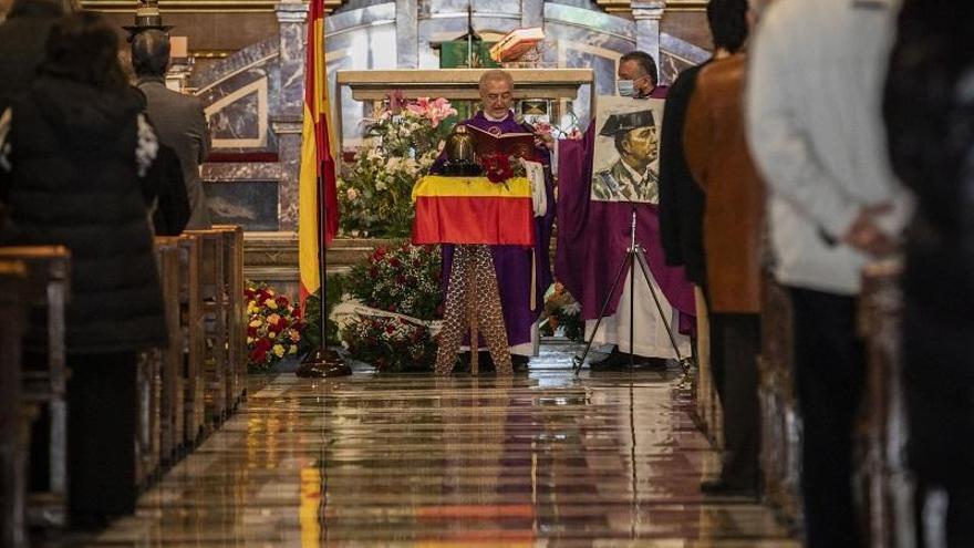 Funeral en Zaragoza con tratamiento de guardia civil al exgeneral Galindo