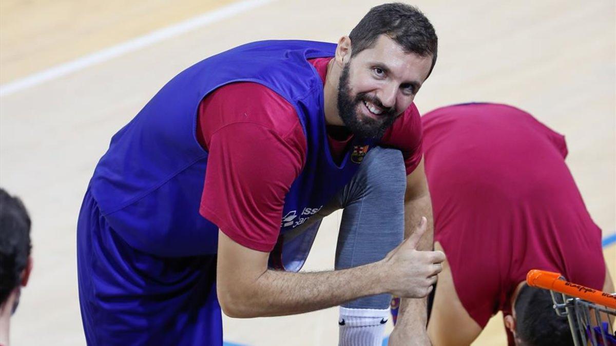 Mirotic se muestra optimista por su retorno al equipo