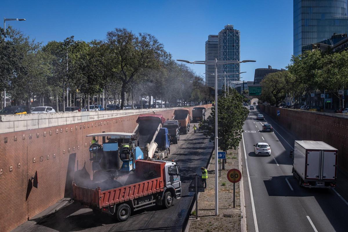 Cortan la Ronda Litoral en sentido Llobregat por obras de pavimentació Cortan la Ronda Litoral en sentido Llobregat por obras de pavimentació