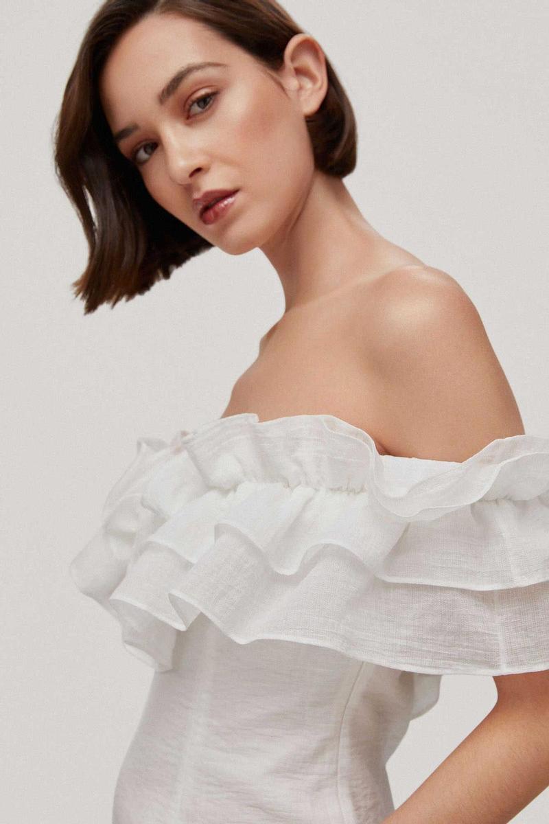 Top con volantes de Pedro del Hierro By TFP