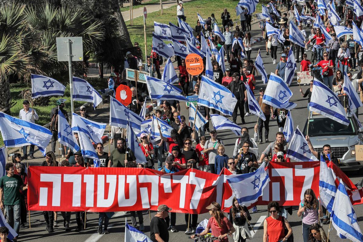 Protestas en Tel Aviv por la polémica reforma judicial del Gobierno de Netanyahu