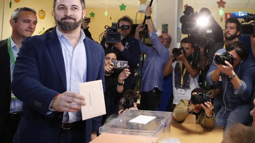 Abascal: &quot;Millones de españoles van a votar con esperanza, sin miedo&quot;
