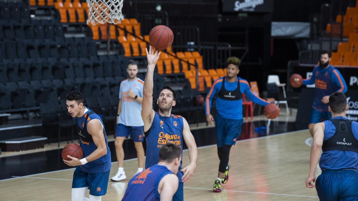 Entrenamiento del Valencia Basket