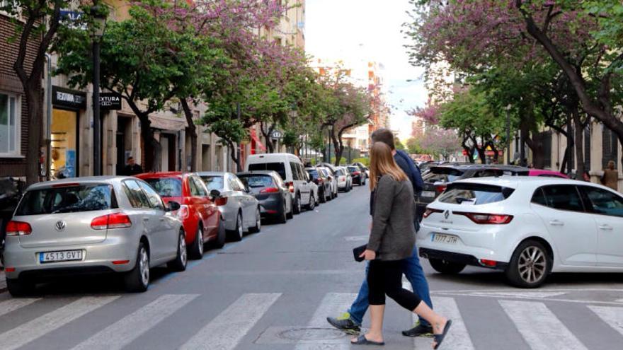 Zona de la calle Cirilo Amorós en la que se propone una prueba de peatonalización y recuperación del espacio público.