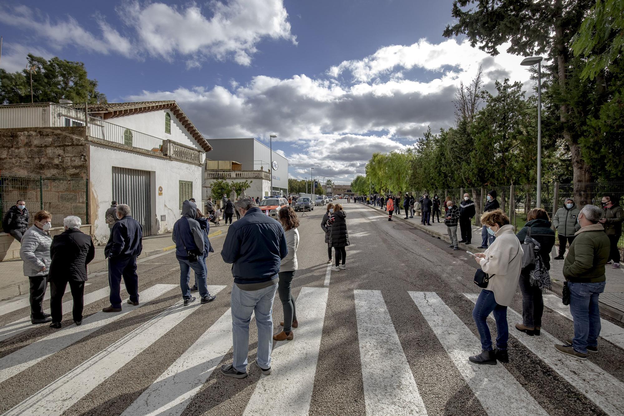 Ocho positivos con 1.050 pruebas, datos definitivos de la primera jornada de cribado en sa Pobla