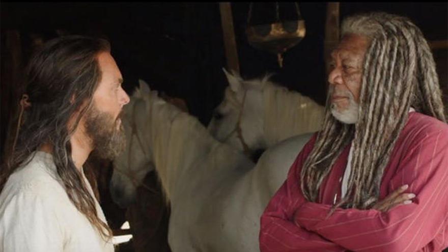 Jack Huston y Morgan Freeman, en la película.