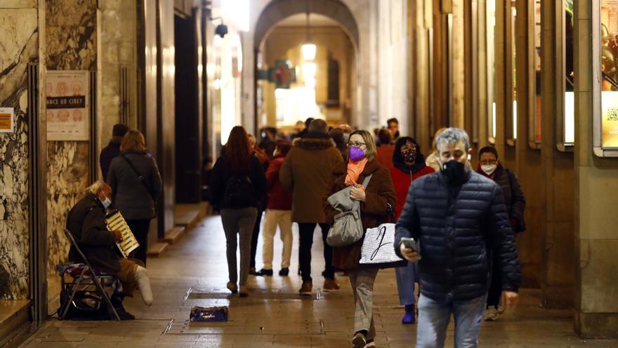 El covid enciende de nuevo las alarmas en Aragón con 606 casos en dos días