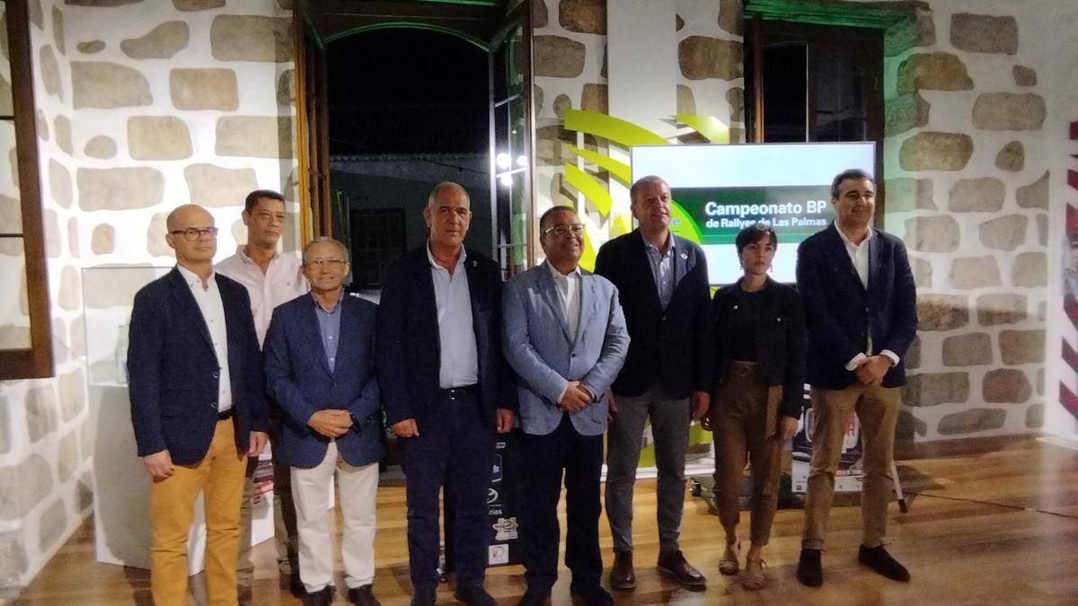 Foto de familia de la presentación del Rally de Teror