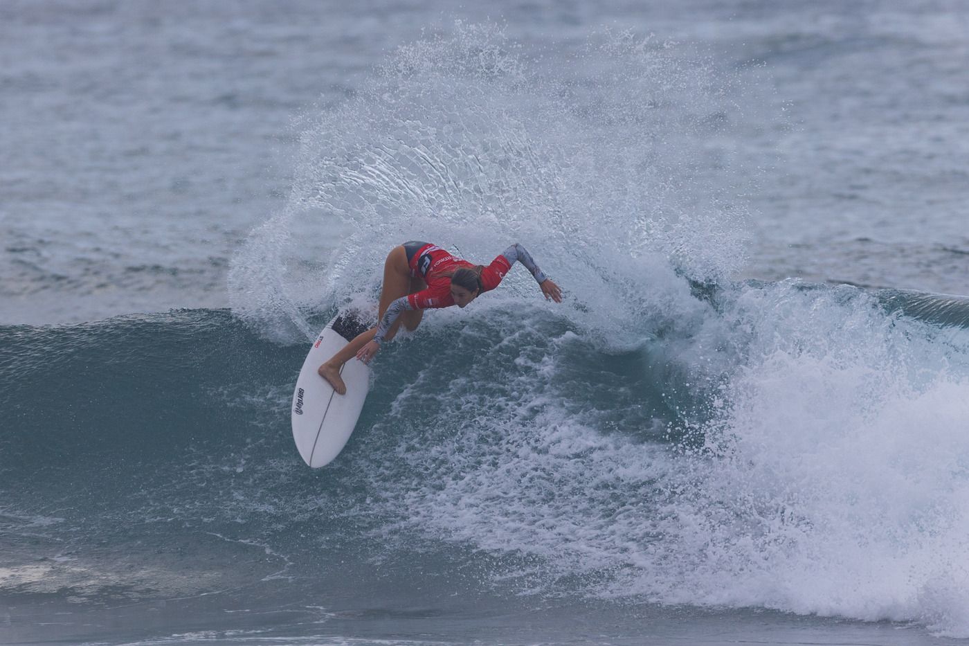 Melania Suárez y Jacobo Trigo ganan el circuito nacional de surf en Las Palmas de Gran Canaria