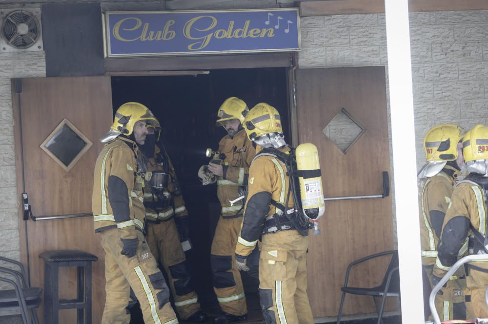 Unos ladrones incendian un local nocturno junto al Paseo Marítimo de Palma