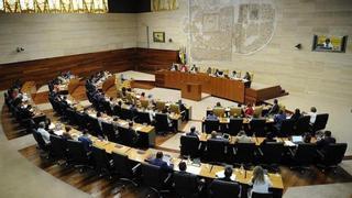 Se busca hueco para Vox en la Mesa de la Asamblea de Extremadura