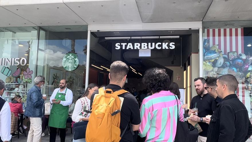 Starbucks abre su nueva tienda en Málaga