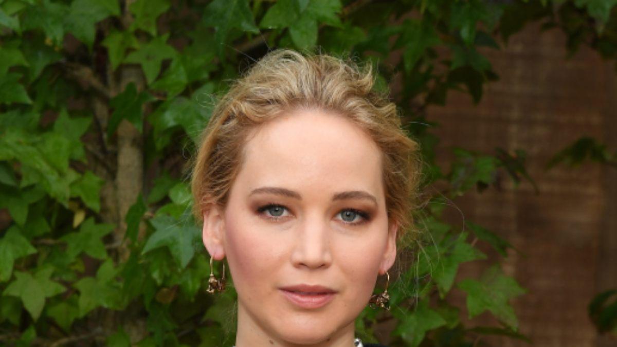 La actriz Jennifer Lawrence en un desfile de Dior en 2019