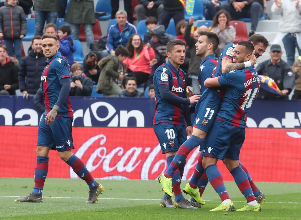 Levante UD - RCD Espanyol, en imágenes