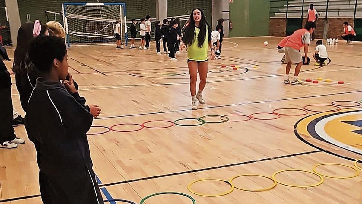 Alumnado do SEI San Narciso.