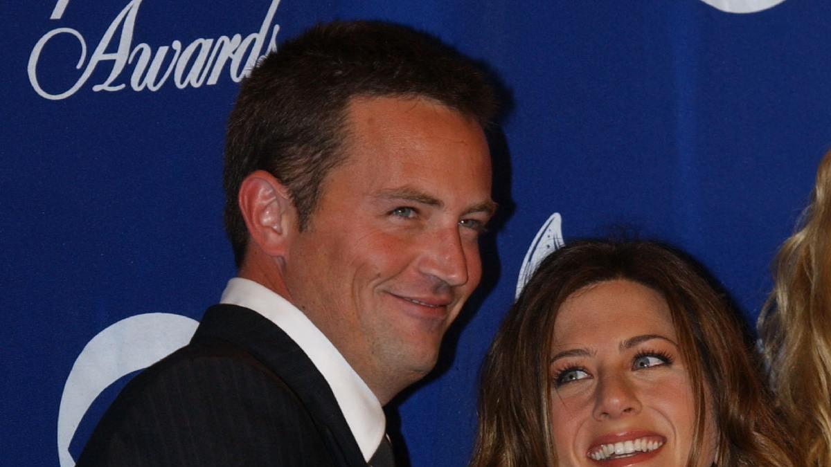 Matthew Perry junto a Jennifer Aniston en los People's Choice Awards de 2003