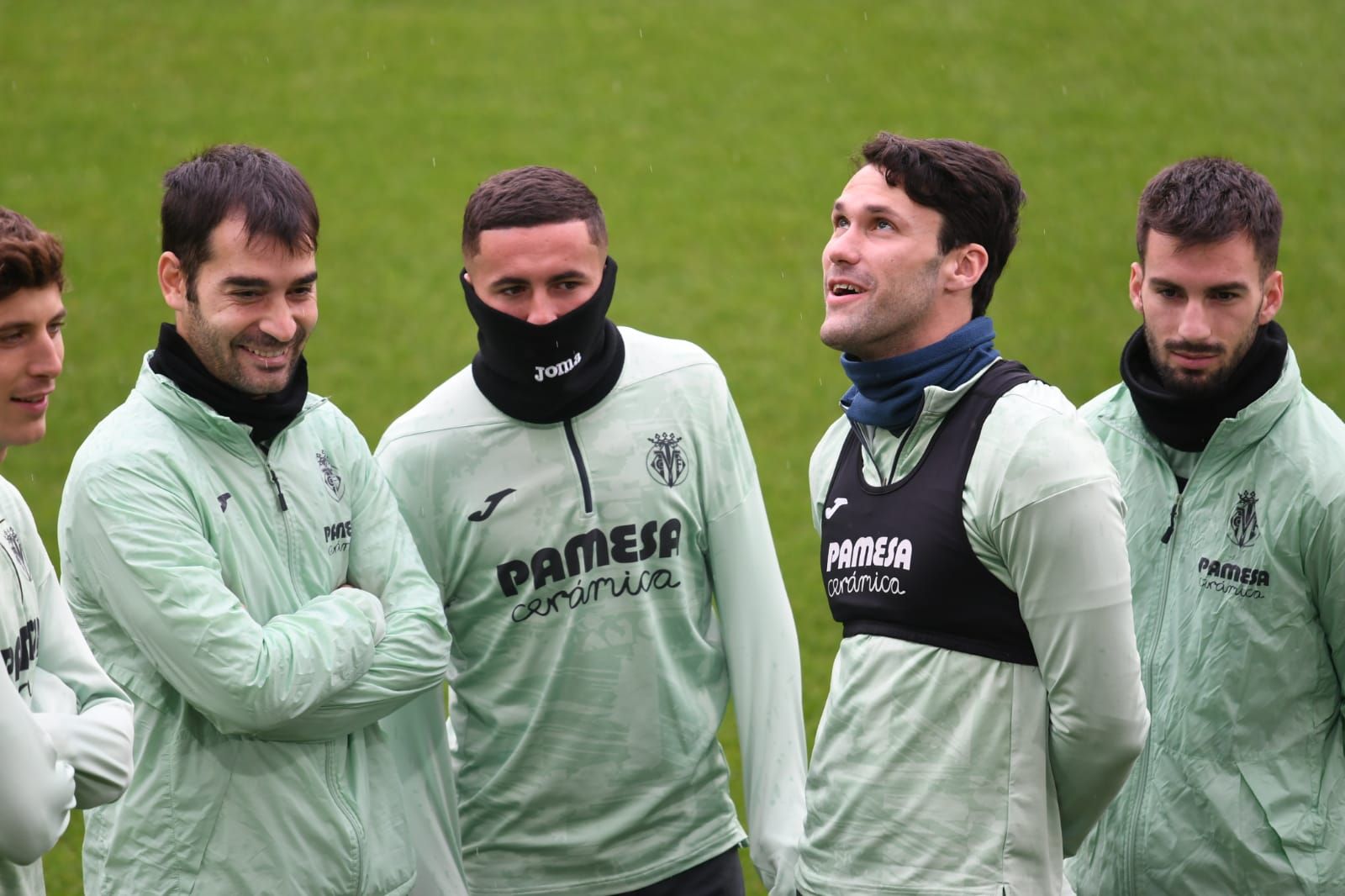 Así ha sido el reencuentro de la plantilla del Villarreal con el 'nuevo' Estadio de la Cerámica