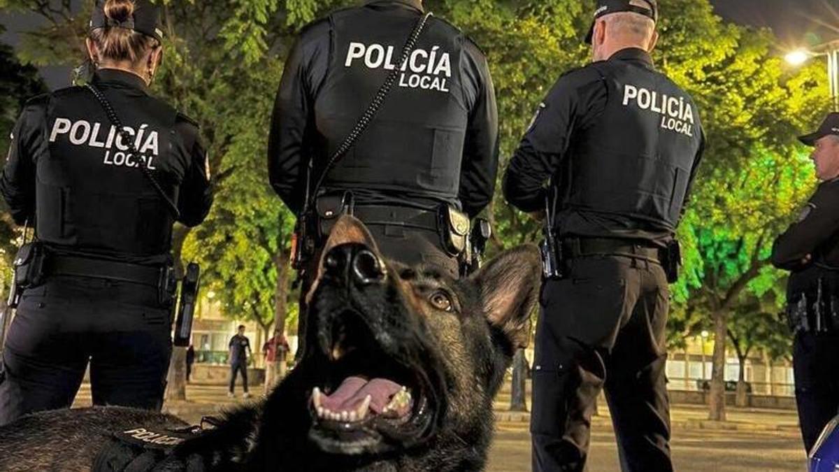 Imagen de la Policía Local de Burjassot, en un operativo.