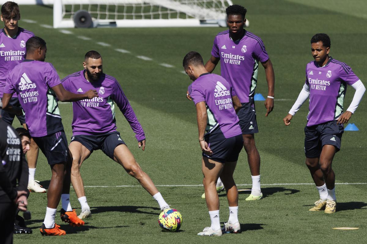 El Real Madrid prepara su encuentro ante la Real Sociedad