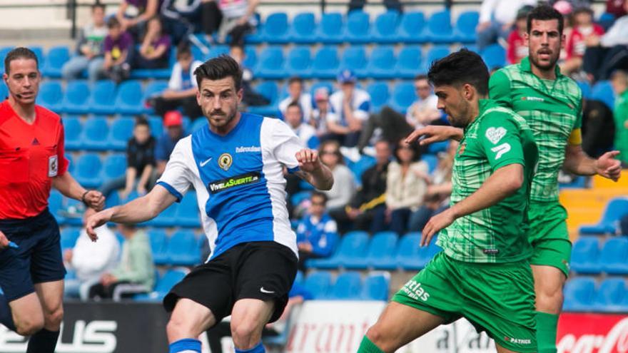 Miñano, durante un partido