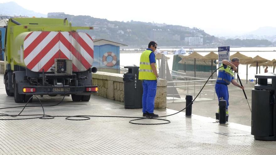 Trabajadores de Limasa en Málaga.