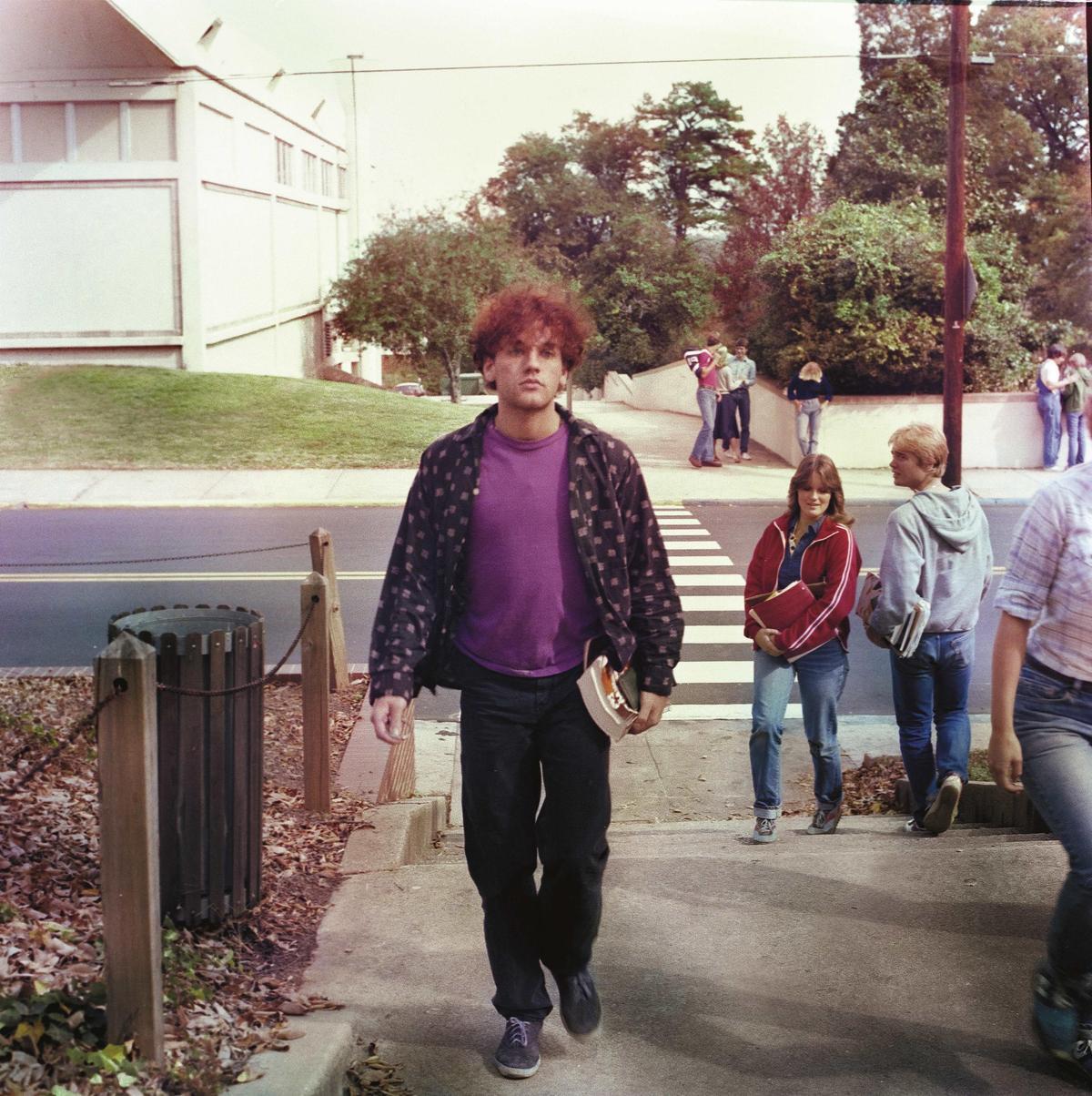 Michael Stipe, en el campus de Athens, en 1980