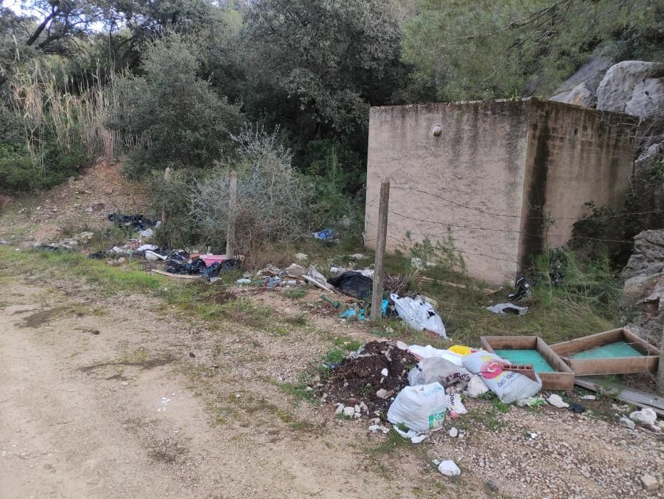 El confinament perimetral redescobreix l'incivisme en els camins