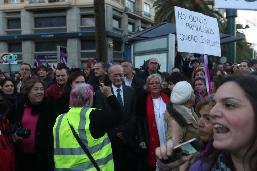 Miles de manifestantes colapsan el centro de Málaga en una marcha que comenzaba con polémica con Francisco de la Torre