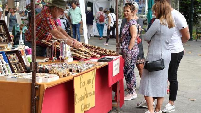 La fiesta contó con una romería tradicional. | // LORES