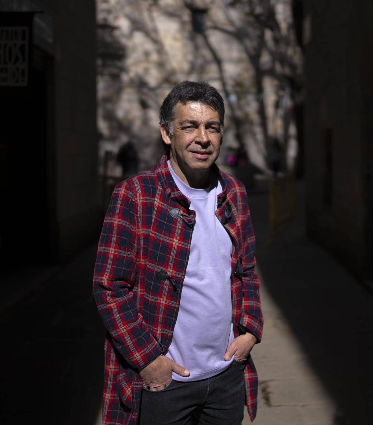 Bondia avantatja Calvet en la pugna per la Sindicatura de Greuges de BCN