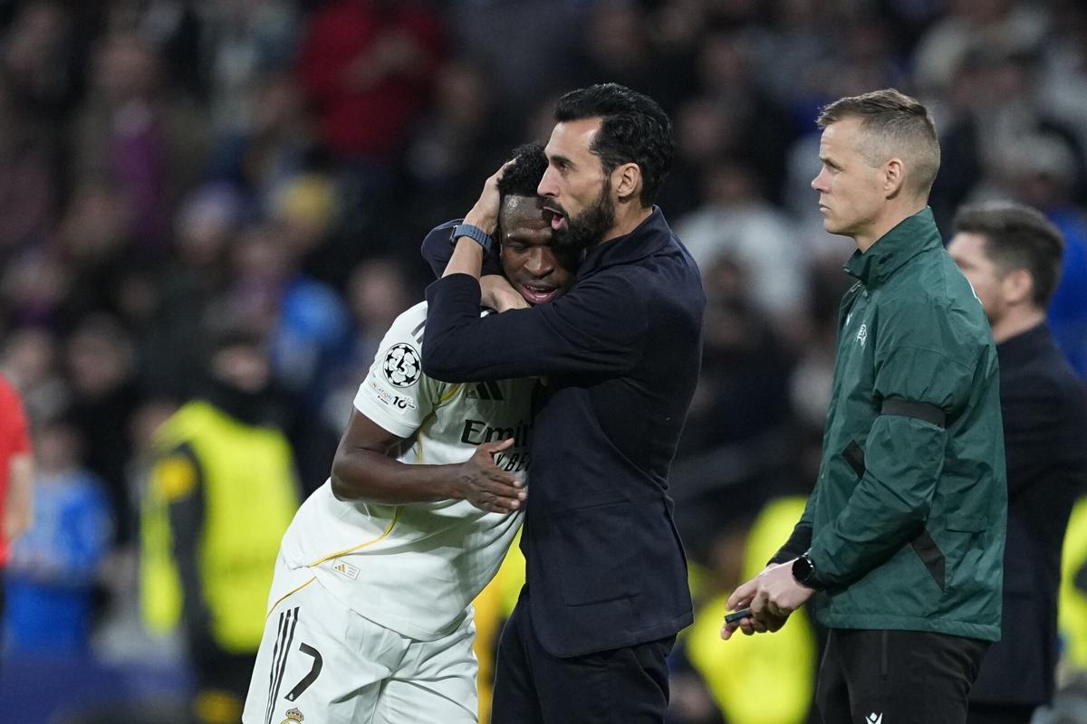 Vinicius es uno de los pocos aliados de Álvaro Arbeloa