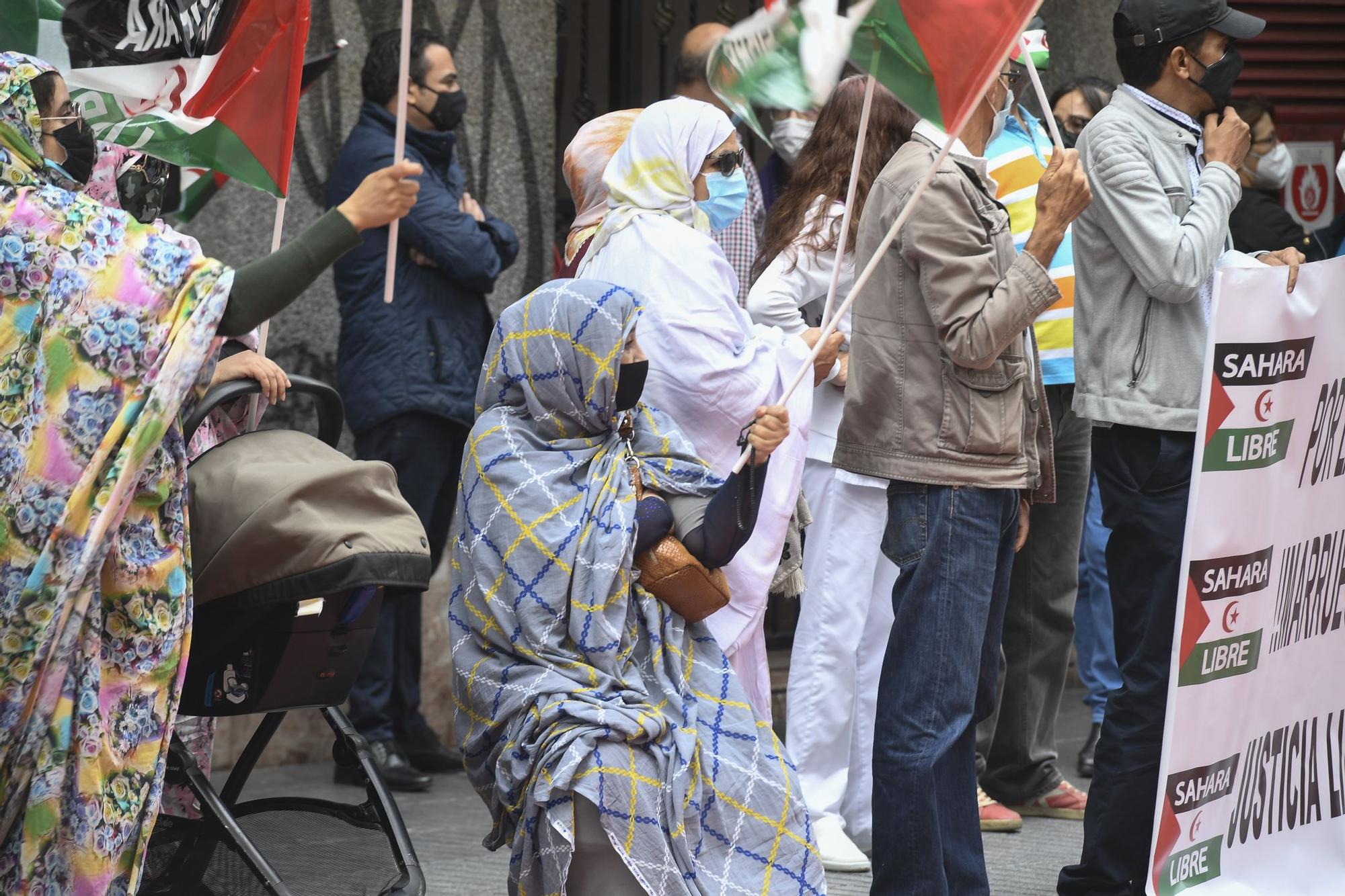 Manifestación de saharauis frente al Consulado de Marruecos