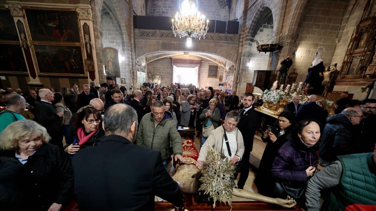 Semana Santa en Mallorca | Así ha sido el Davallament del Crist de la Sang en Palma