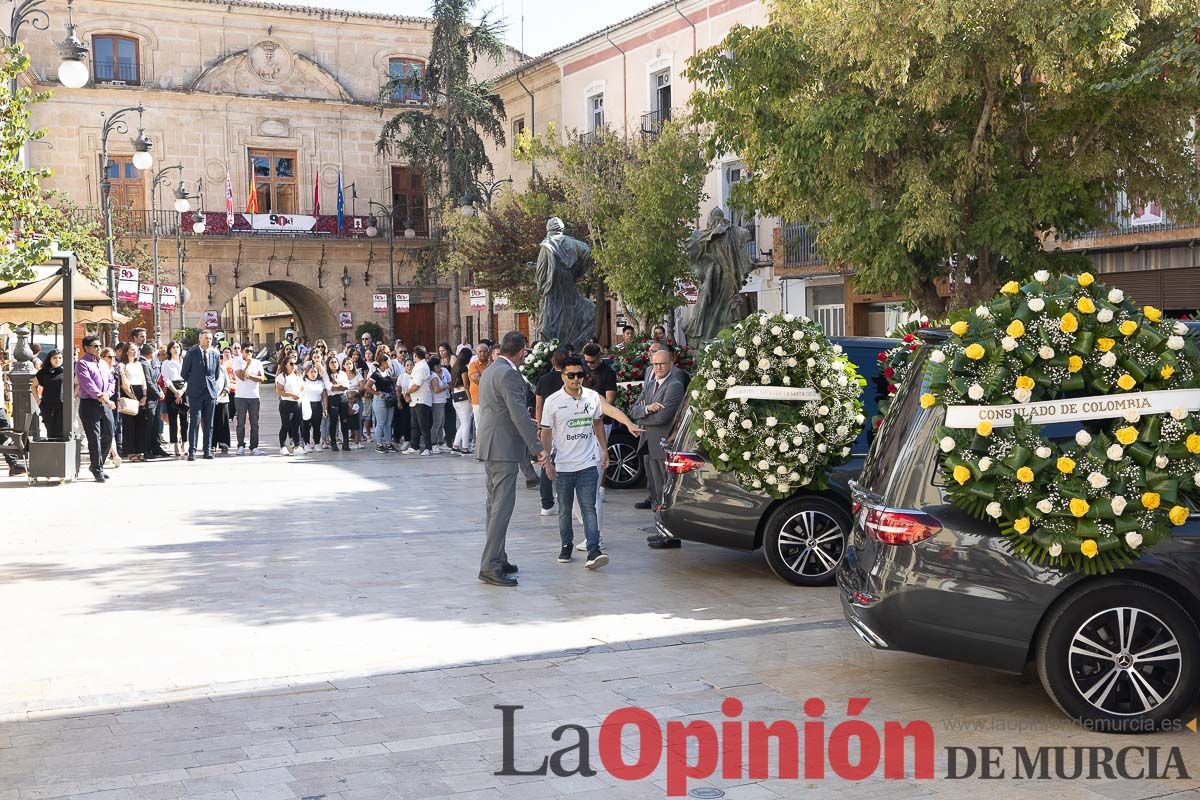 Imágenes del funeral en Caravaca de algunas de las víctimas del incendio en las discotecas de Murcia