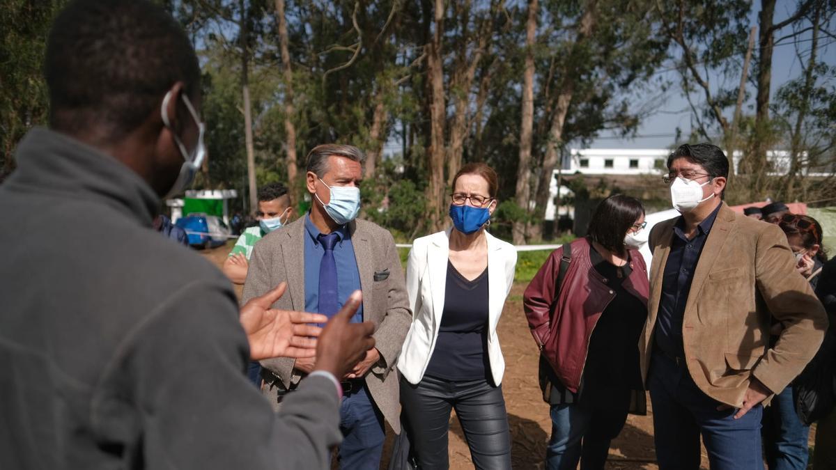 Visita de López Aguilar a Las Raíces