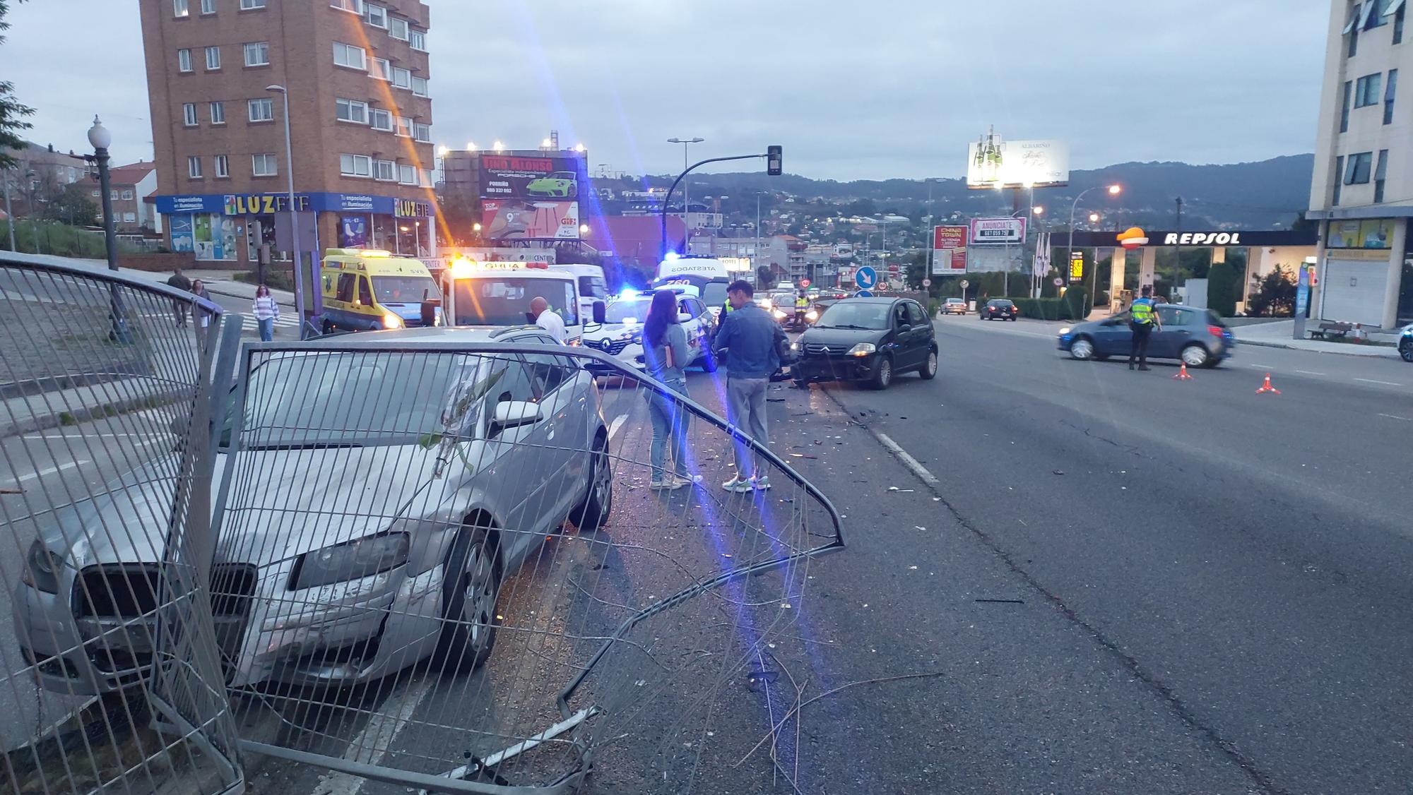 Dos heridos en un accidente múltiple en la avenida de Madrid de Vigo