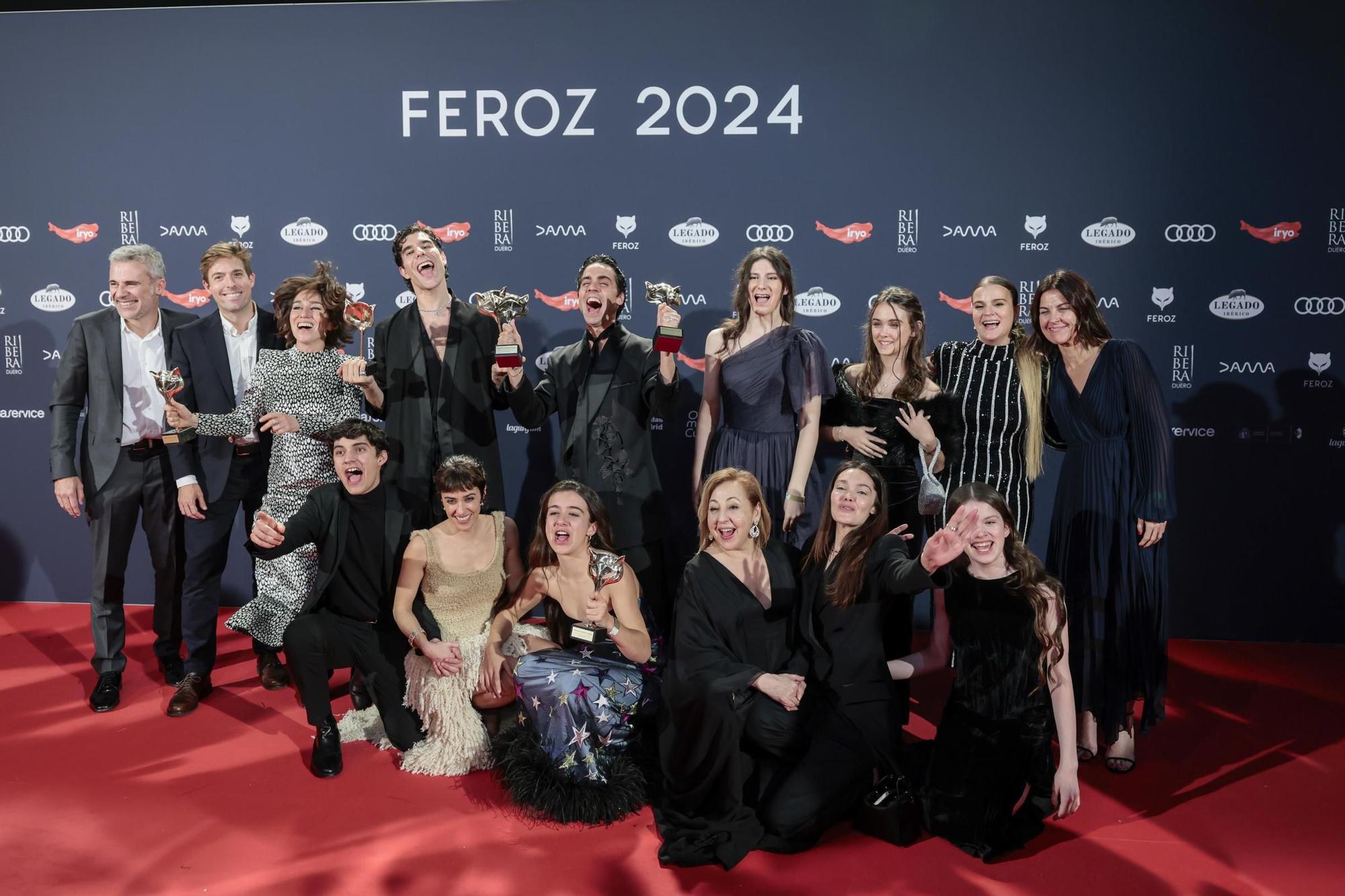 El equipo de 'La Mesías' en los Premios Feroz 2024
