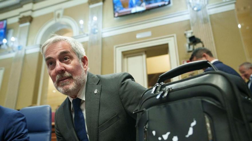 Clavijo afea el "modelo Meloni" del pacto migratorio y avisa de que los migrantes se acumularán en Canarias