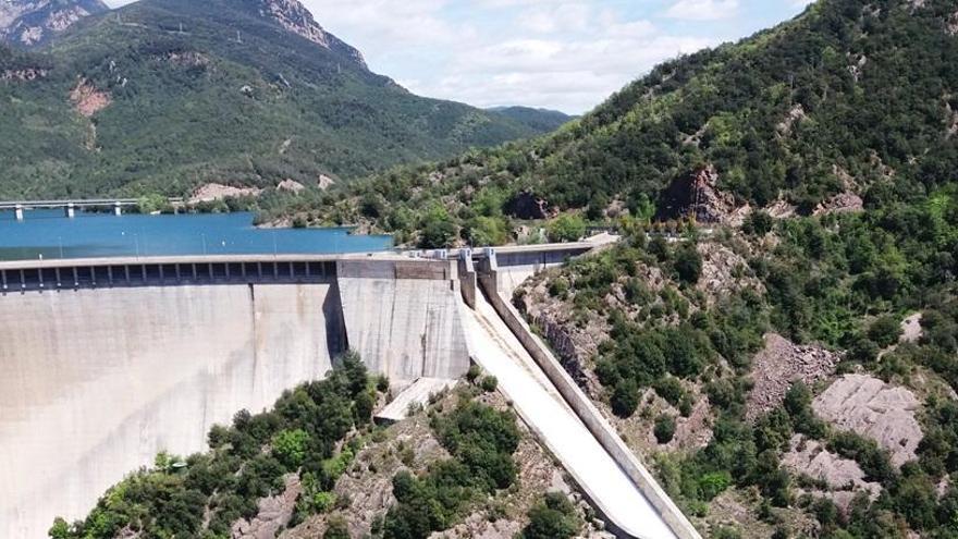 Prova pilot al riu Llobregat per augmentar-ne els sediments i evitar l&#039;impacte ambiental de les preses als deltes