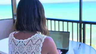¿Quién teletrabaja en verano en Castellón con vistas al Mediterráneo?