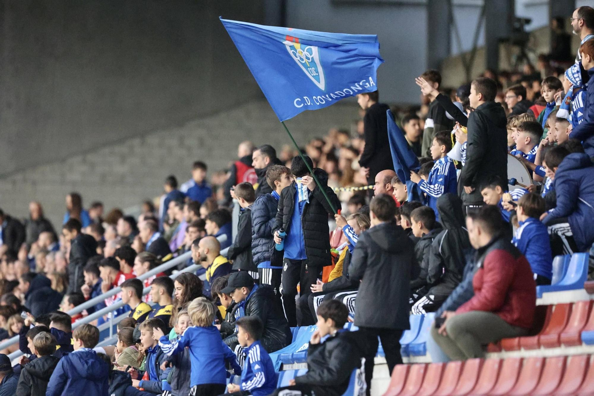 Así fue el partido entre el Covadonga y el Deportivo de La Coruña