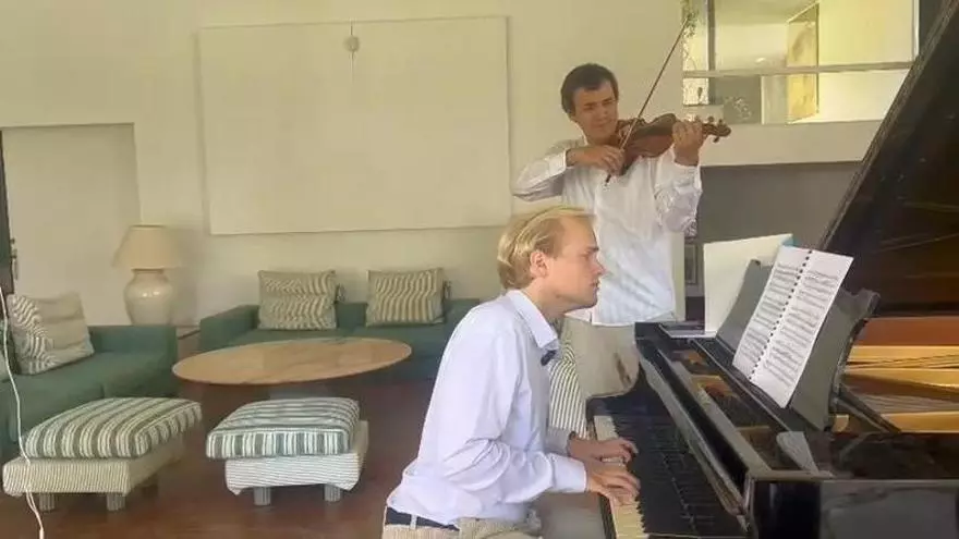 Konstantin Frantz y Diyar Kassanev ponen música a la presentación del Finca Festival 2026
