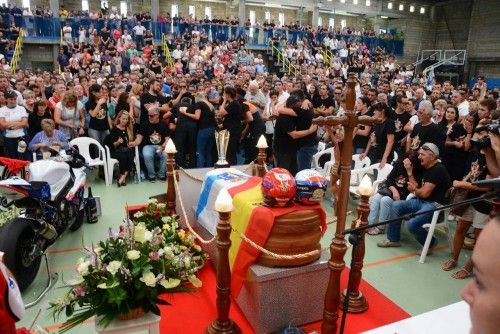 Moaña y el mundo del motor acompañan a Dani Rivas en su funeral