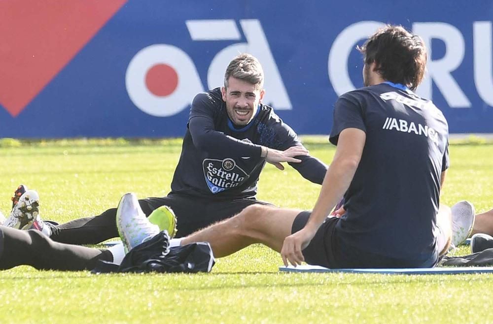 Dos grupos en Abegondo para preparar el encuentro ante el Espanyol